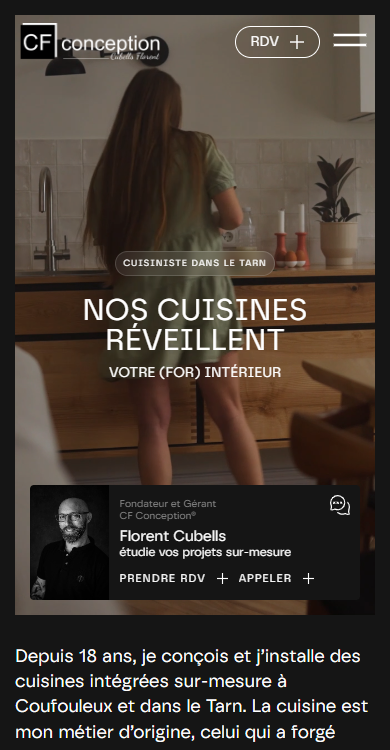 Site internet CF Conception en version mobile : accroche « Nos cuisines réveillent votre (for) intérieur » et carte de contact de Florent Cubells