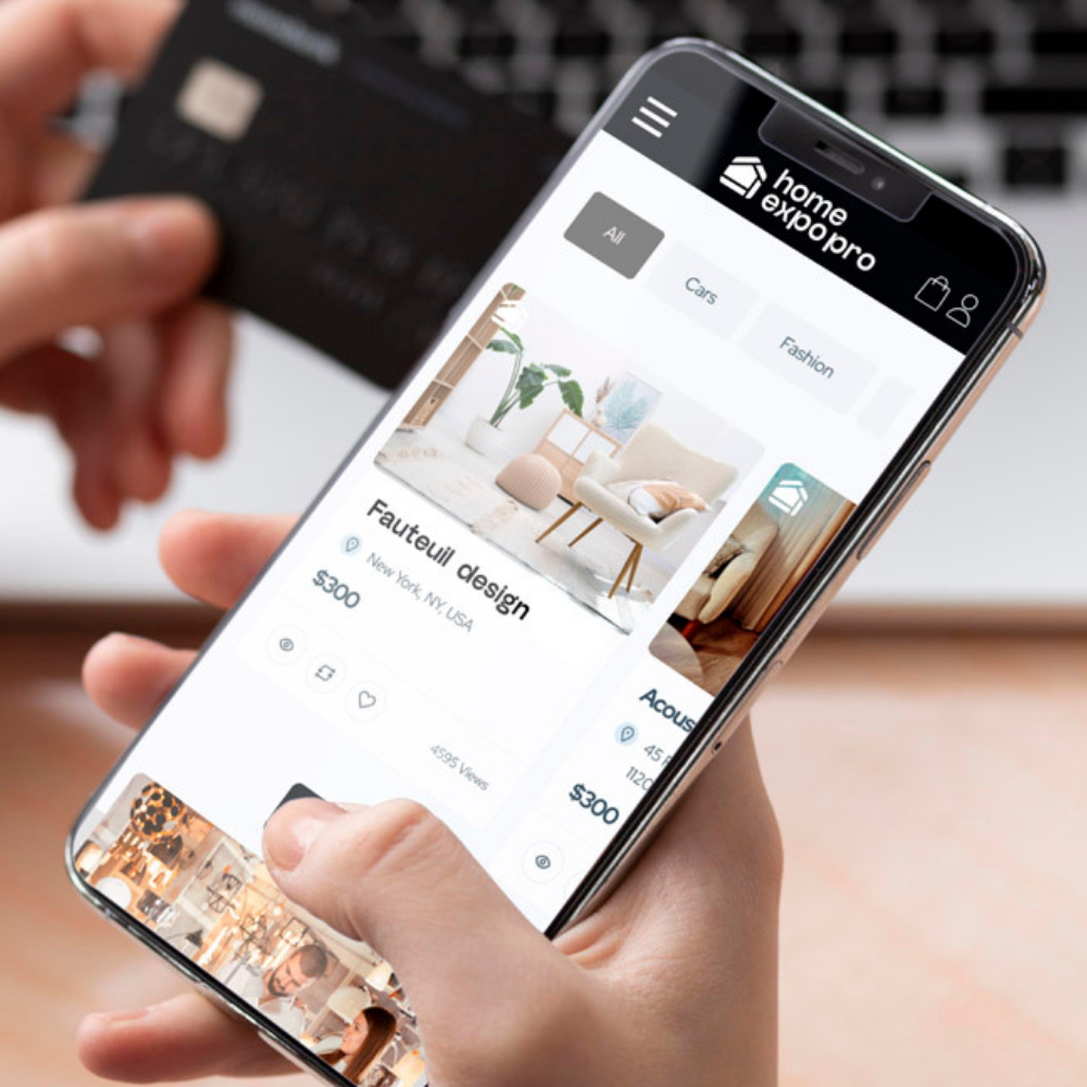 Site Home Expo Pro consulté sur smartphone, fiche d’un fauteuil design